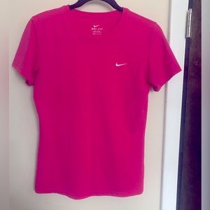 Women short sleeve Nike dry fit top